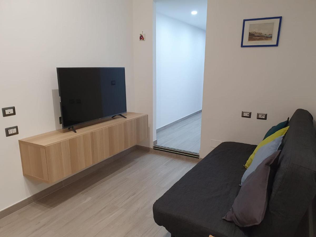 @Home Napoli المظهر الخارجي الصورة